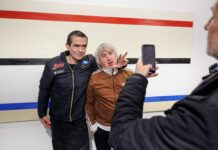 DISKO AJKULE: Zatvaranje izložbe Ajkula 5. deo: Terapeutski centar – okean / 14.12. @ Novembar gallery